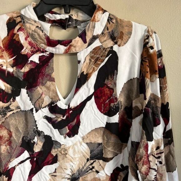 Jodifl large long sleeve floral dress - Picture 2 of 5